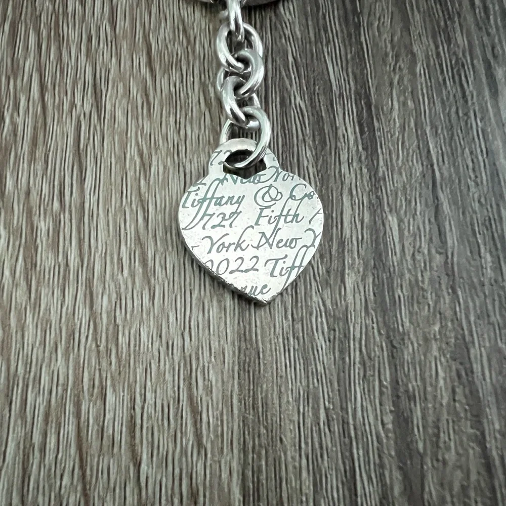 Tiffany & Co. keychain‎